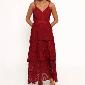 Chic Asymmetrical Lace Dress in Deep Red
